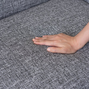 【しっとり肌触りの生地】触れるたびに心地よい、上質なファブリック素材を採用しています。
