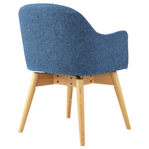 【後ろ姿も美しく】曲線を描く背もたれが、どの角度から見ても絵になるデザインです。