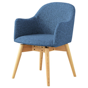 【アクセントカラー】空間に彩りを与える鮮やかなブルーは、同シリーズのソファと合わせてコーディネートも楽しめます。