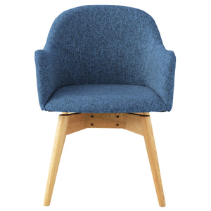 【美しいフォルム】背もたれからアームまで一体となったデザインが、身体を優しく包み込みます。