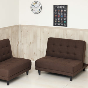 【分離すれば自由なレイアウト】
2つに分けて使えば、レイアウトの自由度が格段に広がり、来客時のサブチェアや対面スタイルなど、使い方はあなた次第です。