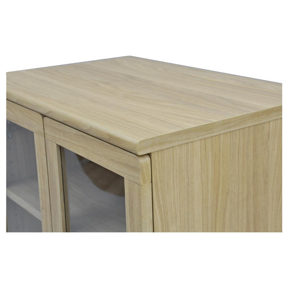 【角の丸みが、優しさをプラス】
天板の角にも丸みを持たせたデザインは、見た目に優しいだけでなく、お部屋全体を柔らかな印象にしてくれます。