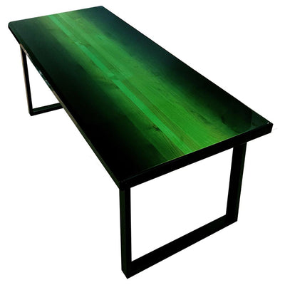 華やかなグラデーション塗装により、世界に一つだけの杢目が味わえる、高品質なダイニングテーブル「ラフィネ」の横幅1800mmタイプです。