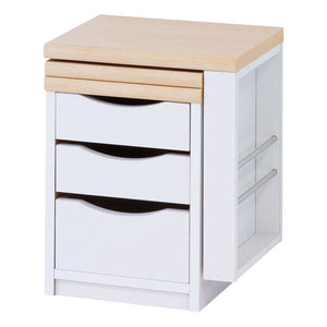 【驚くほどコンパクト】折りたたむと幅34cmの省スペースに。必要な時だけ広げて使えます。