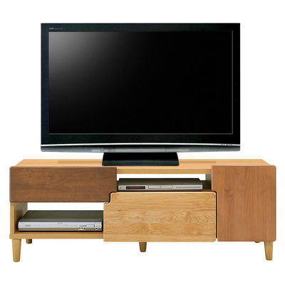 【木製TVボード】見せる収納と隠す収納のコラボレーションが美しい、木製TVボード。